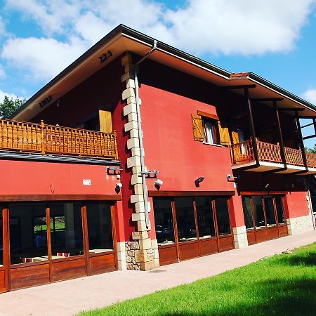 Txikierdi Alde Auto Check-In Hotel Oiartzun Bagian luar foto
