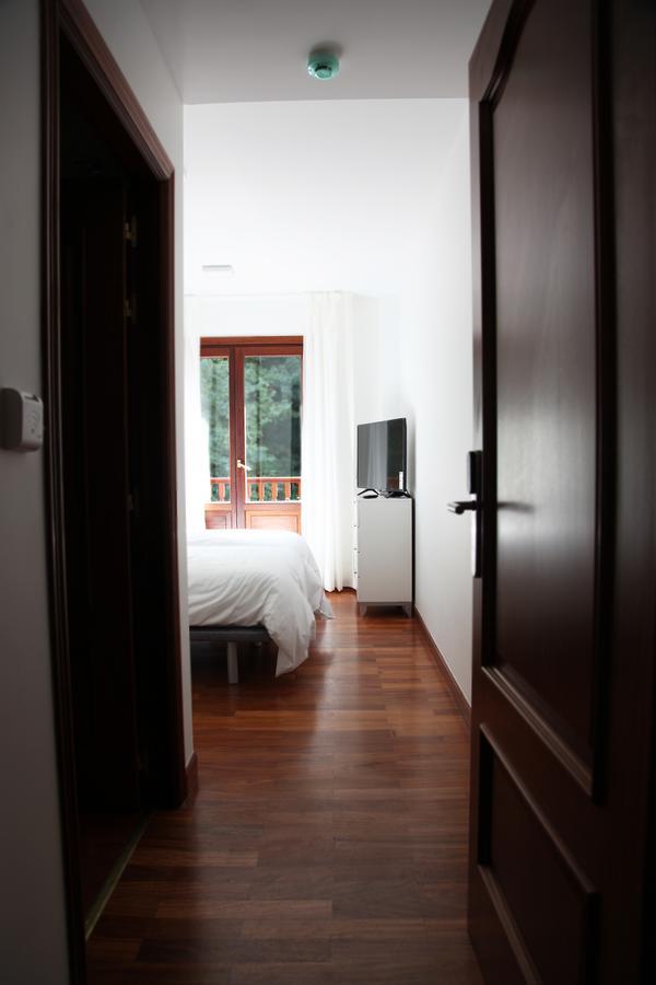 Txikierdi Alde Auto Check-In Hotel Oiartzun Bagian luar foto