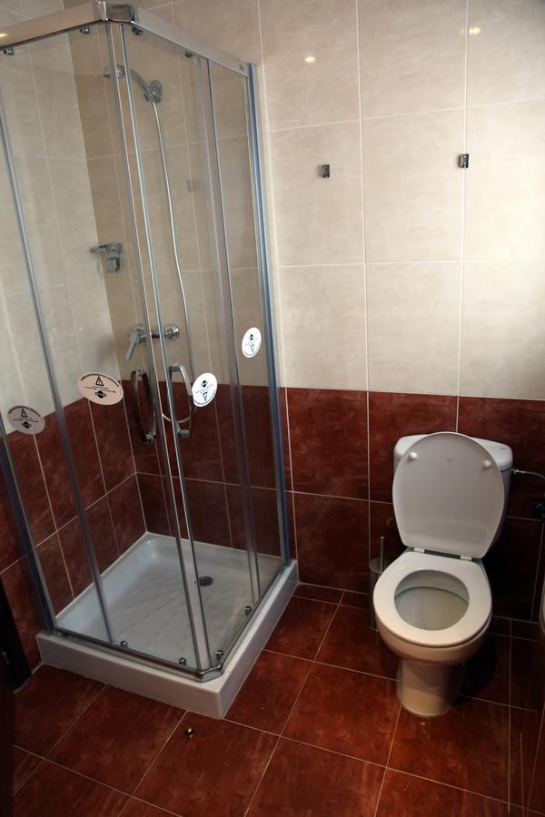 Txikierdi Alde Auto Check-In Hotel Oiartzun Bagian luar foto