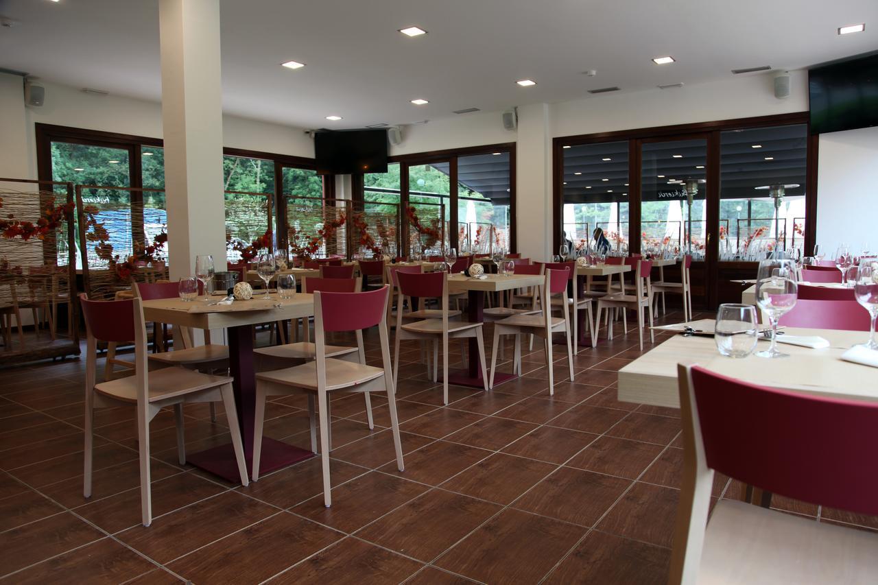 Txikierdi Alde Auto Check-In Hotel Oiartzun Bagian luar foto